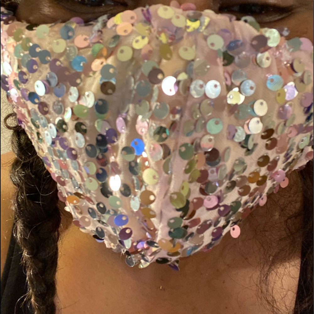 Facemask - Picture 5 of 11